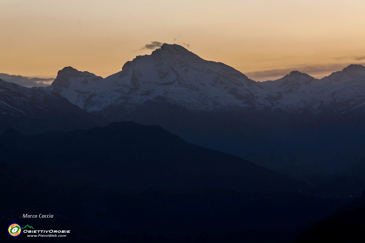 l'ultima alba di Aprile-2.JPG